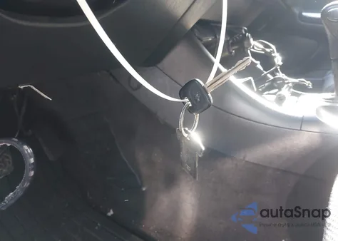 2002 Toyota Camry Se z USA, uszkodzony, nr VIN JTDBE32K020052161